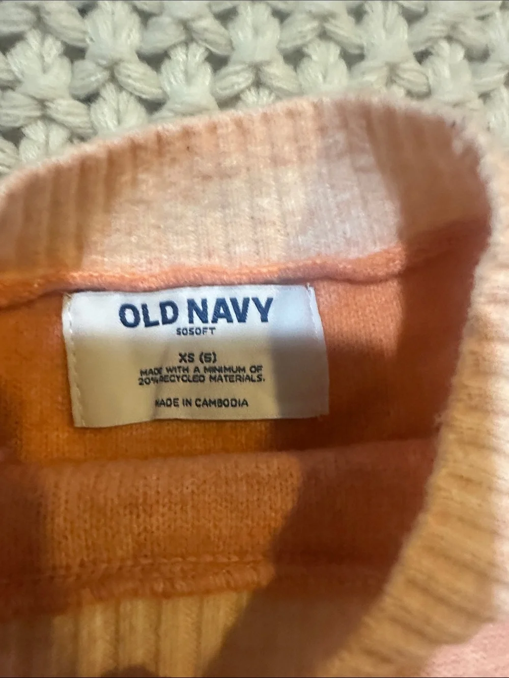 NWT Old Navy Pink to Peach Ombre Crewneck Sweater for Girls (XS-5)